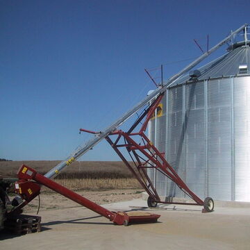 22m lange Fahrwerkschnecke / "Swing Away", mit schwenkbarer Annahme 110t/h