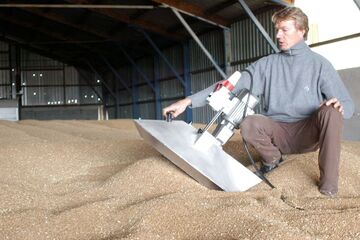 Druck- am Heck u. Zugkraft vorn zum weiteren Ankanten